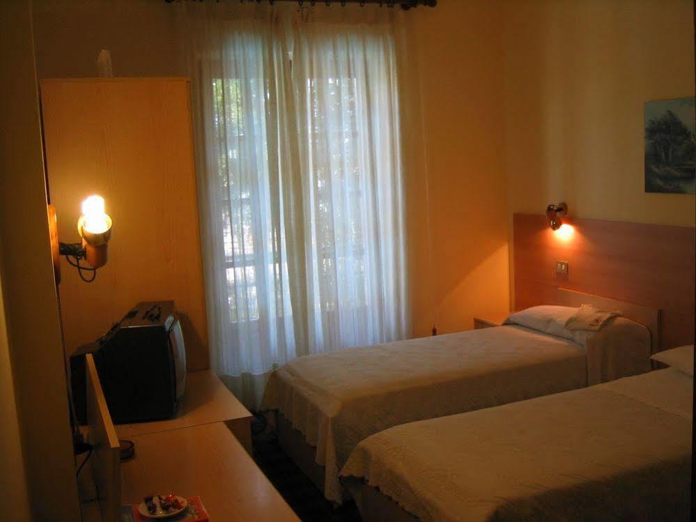 Hotel Quo Vadis 논 외부 사진